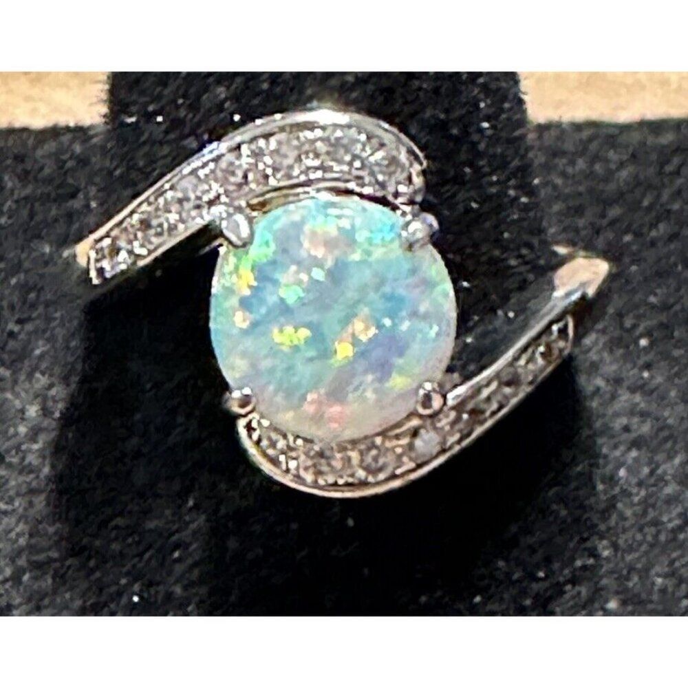 Fragrant Jewels Size 7 Round Faux Opal Silver Tone Ring Rhinestones Sparkle